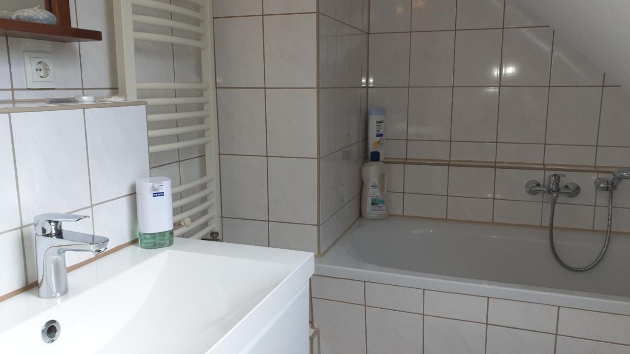 Haesselhof - 80Qm Ferienwohnung Im Zentrum Von Bad Liebenwerda Ngoại thất bức ảnh